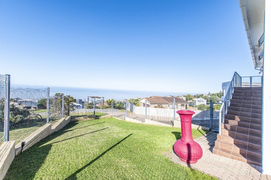 To Let 3 Bedroom Property for Rent in Dana Bay Western Cape